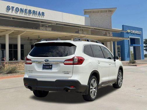 Crystal White Pearl 2021 Subaru Ascent Limited 7-Passenger