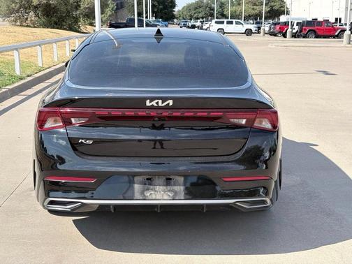 Ebony Black 2022 Kia K5 LXS