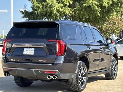 2024 GMC Yukon 4WD AT4