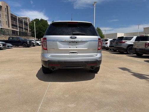 Ingot Silver Metallic 2012 Ford Explorer Limited