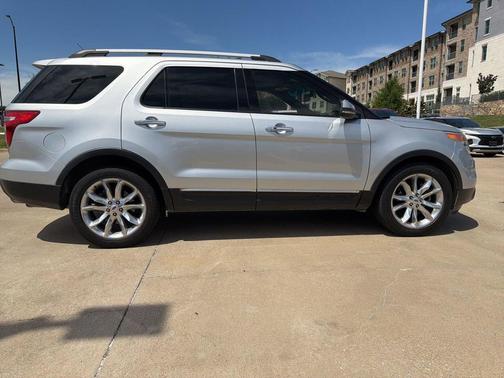 Ingot Silver Metallic 2012 Ford Explorer Limited