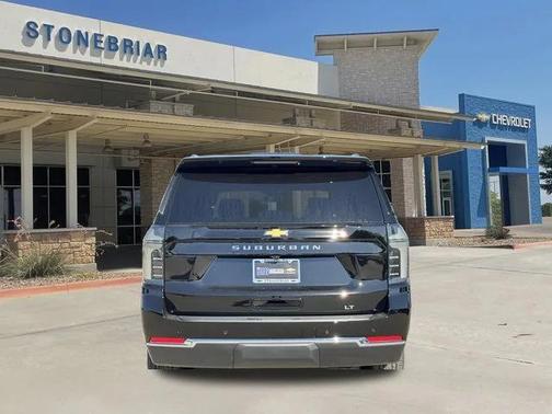 2026 Chevrolet Suburban LT