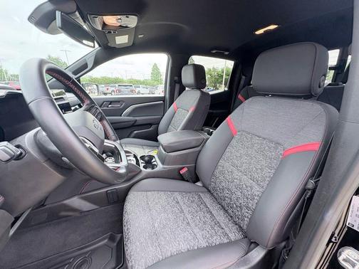 Black 2023 Chevrolet Colorado Z71