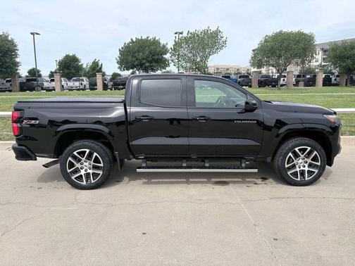 Black 2023 Chevrolet Colorado Z71