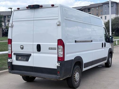 2024 RAM ProMaster 2500 Tradesman