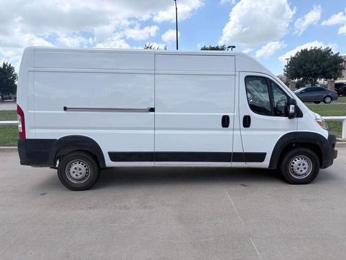 2024 RAM ProMaster 2500 Tradesman