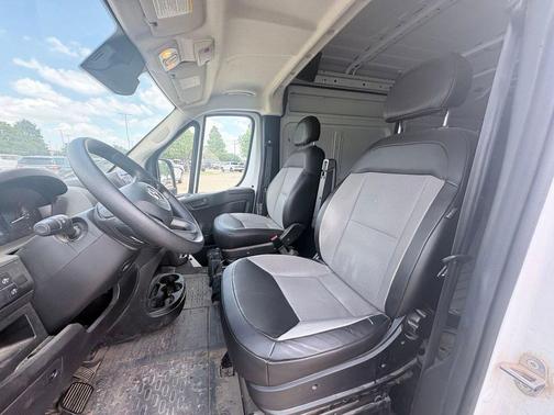 2024 RAM ProMaster 2500 Tradesman