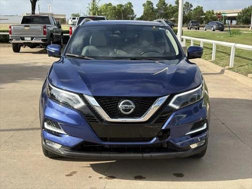 2022 Nissan Rogue Sport SL