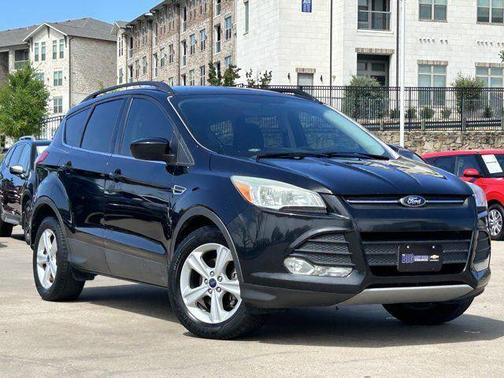 Tuxedo Black 2014 Ford Escape SE