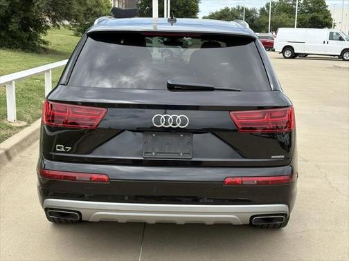 2019 Audi Q7 45 Premium Plus