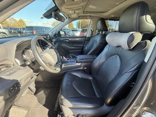 2021 Toyota Highlander Limited