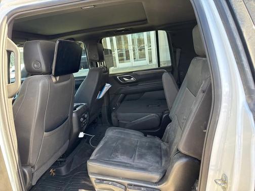 2023 Chevrolet Suburban 4WD Z71