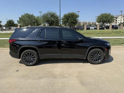 2022 Chevrolet Traverse RS