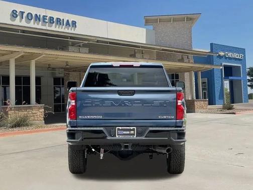2025 Chevrolet Silverado 2500 Custom