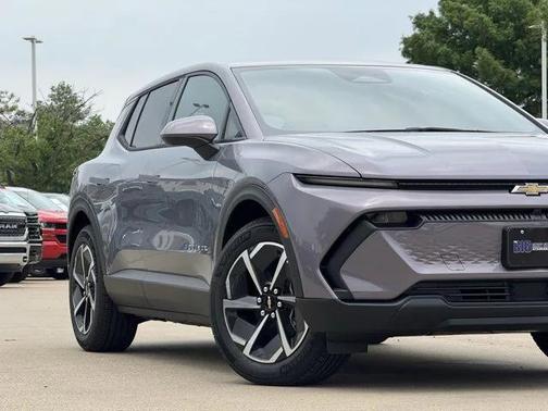 2025 Chevrolet Equinox EV LT