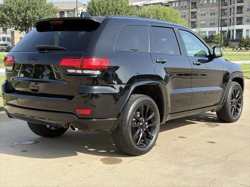 2018 Jeep Grand Cherokee Altitude