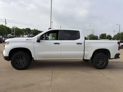 Summit White 2023 Chevrolet Silverado 1500 LT Trail Boss
