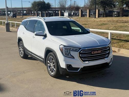 2023 GMC Terrain SLT