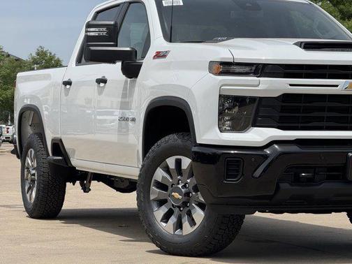 2025 Chevrolet Silverado 2500 Custom