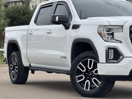 Summit White 2022 GMC Sierra 1500 AT4