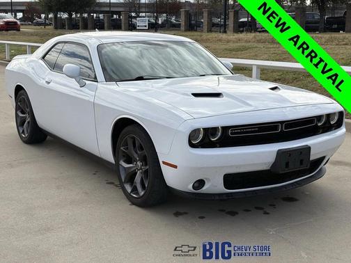 2018 Dodge Challenger SXT