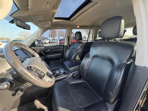 2021 INFINITI QX80 Luxe