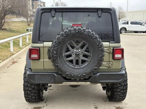 2025 Jeep Wrangler Sport S