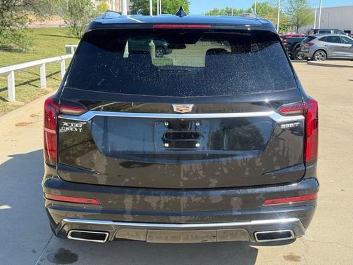 Stellar Black Metallic 2023 Cadillac XT6 Luxury FWD