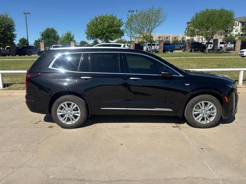 Stellar Black Metallic 2023 Cadillac XT6 Luxury FWD