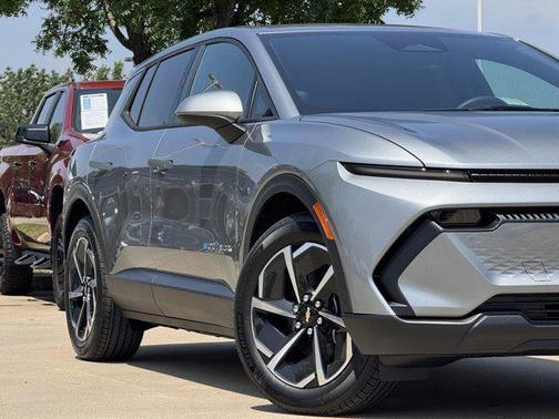 2025 Chevrolet Equinox EV LT