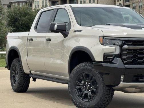 White Sands 2026 Chevrolet Silverado 1500 ZR2