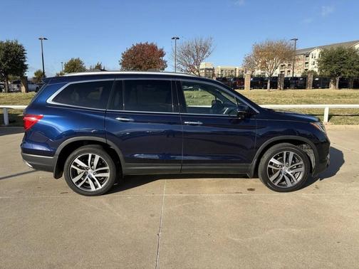 2017 Honda Pilot Touring