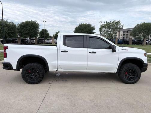 Summit White 2024 Chevrolet Silverado 1500 ZR2