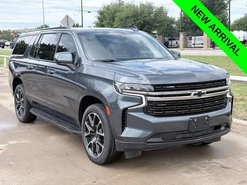 Shadow Gray Metallic 2021 Chevrolet Suburban RST