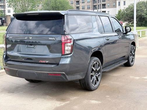 Shadow Gray Metallic 2021 Chevrolet Suburban RST