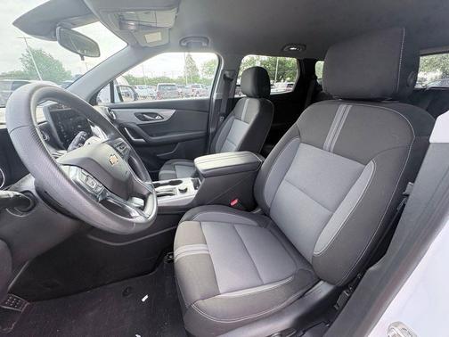Summit White 2023 Chevrolet Blazer 2LT