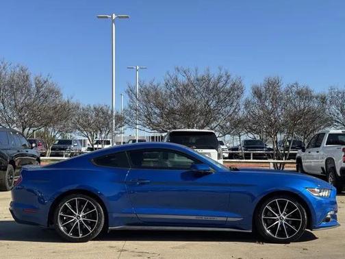 2017 Ford Mustang EcoBoost