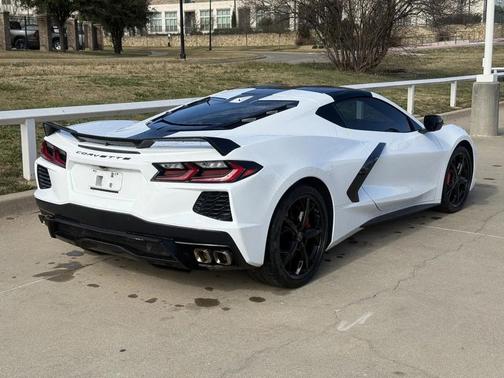 2022 Chevrolet Corvette Stingray w/2LT