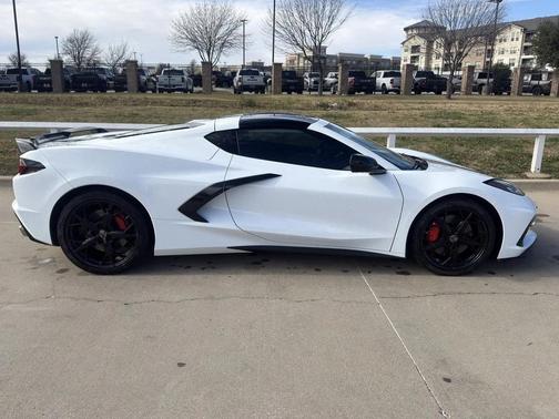 2022 Chevrolet Corvette Stingray w/2LT