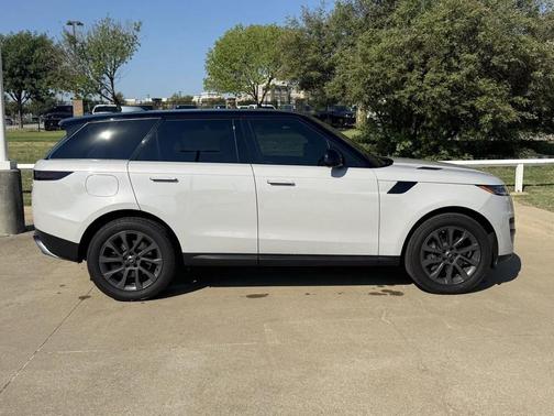 2023 Land Rover Range Rover Sport SE