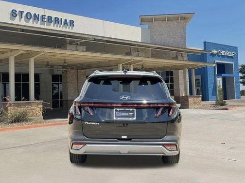 Phantom Black 2025 Hyundai TUCSON SEL Convenience