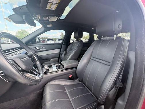 Firenze Red Metallic 2022 Land Rover Range Rover Velar P250 S R-Dynamic