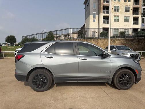 Sterling Gray Metallic 2024 Chevrolet Equinox 1LT