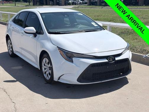 White 2022 Toyota Corolla LE