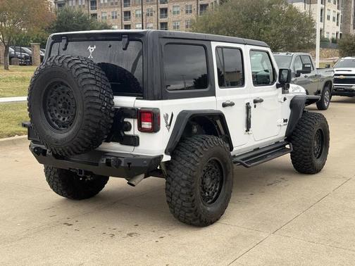 2022 Jeep Wrangler Willys