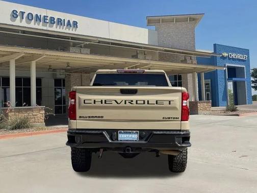2023 Chevrolet Silverado 1500 Custom Trail Boss