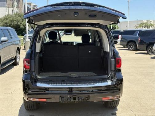 2021 INFINITI QX80 Luxe