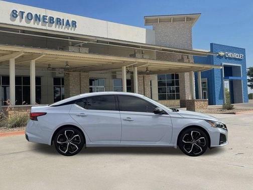 Gray 2024 Nissan Altima SR FWD
