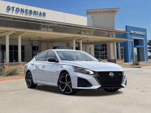 Gray 2024 Nissan Altima SR FWD