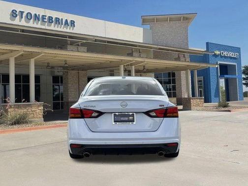 Gray 2024 Nissan Altima SR FWD